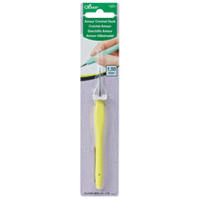 Load image into Gallery viewer, Clover Amour Crochet Hooks 1.5mm
