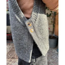 Load image into Gallery viewer, Lulu Slipover Knitting Pattern by PetiteKnit