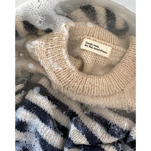 Load image into Gallery viewer, PetiteKnit "Gentle Wash, Dry Flat, Mend if Torn" Label