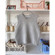 Load image into Gallery viewer, Stockholm Slipover Knitting Pattern by PetiteKnit