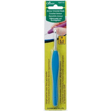 Load image into Gallery viewer, Clover Amour Crochet Hooks 5mm H