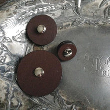 Load image into Gallery viewer, JUL Leather Pedestal Button Closures Small / Chocolate
