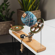 Load image into Gallery viewer, KnitPro Signature Ball Winder 
