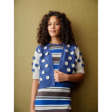 Load image into Gallery viewer, Laine Let's Crochet! Magazine Issue 2 Pre Order 
