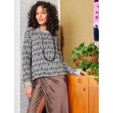 Load image into Gallery viewer, Laine Let's Crochet! Magazine Issue 2 Pre Order 
