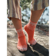 Load image into Gallery viewer, Laine Magazine 28 Open Water Pre Order 
