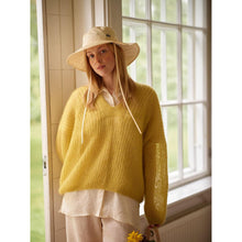 Load image into Gallery viewer, Laine Magazine 29 Damson Pre Order 
