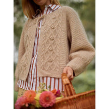 Load image into Gallery viewer, Laine Magazine 29 Damson Pre Order 
