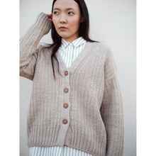 Load image into Gallery viewer, Laine Magazine 30 Layers Pre Order 
