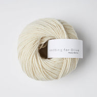 Last Dyelots of Knitting for Olive Yarn Bases Heavy Merino Cream (98483) 