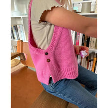 Load image into Gallery viewer, Lulu Slipover Junior Knitting Pattern by PetiteKnit 
