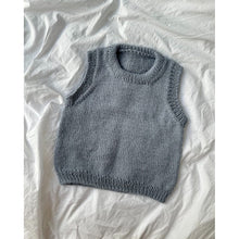 Load image into Gallery viewer, Novice Slipover Junior Knitting Pattern by PetiteKnit 
