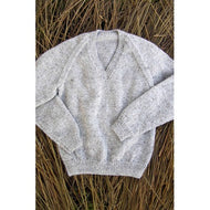 P122 Childs Crew & V Neck Jumper DK Knitting Pattern 