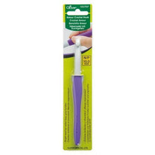 Load image into Gallery viewer, Clover Amour Crochet Hooks 10mm N/P
