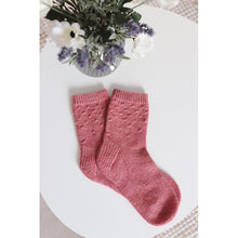 Load image into Gallery viewer, Erell Socks Pattern by Anna Dervout
