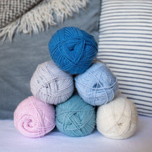 Load image into Gallery viewer, Lammermoor Organic Baby 4ply 
