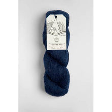 Load image into Gallery viewer, Puna Traceable 100% Baby Alpaca 4106 Black Beauty 
